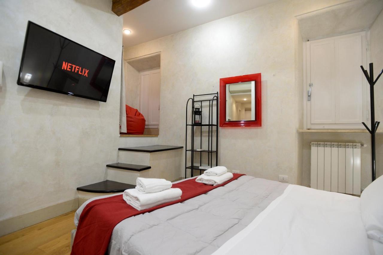 La Casa Degli Osti 1 - Piazza Navona Apartment โรม ภายนอก รูปภาพ