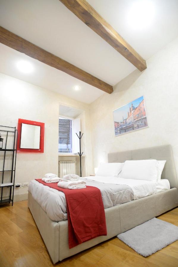La Casa Degli Osti 1 - Piazza Navona Apartment โรม ภายนอก รูปภาพ