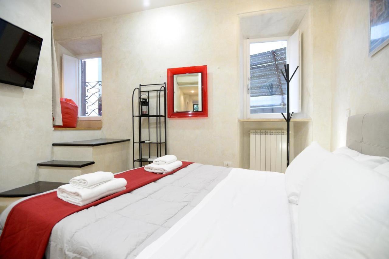 La Casa Degli Osti 1 - Piazza Navona Apartment โรม ภายนอก รูปภาพ